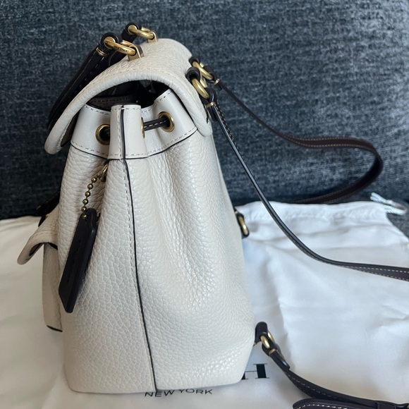 Coach Riya Backpack 21 - Picture 4 of 9